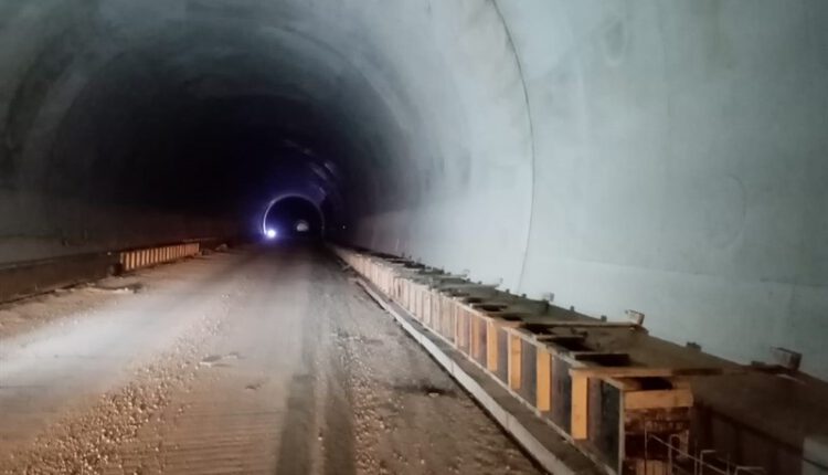 Eğribel Tüneli ile Bağlantı Yollarında Çalışmalar Devam Ediyor (5)