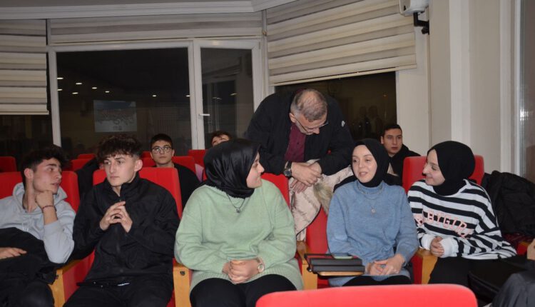 Bulancak Belediyesi Lise Meclisi İlk Toplantısını yaptı (5)