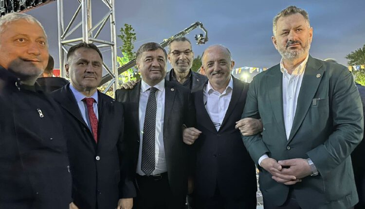 Bakan Kurum, Giresun Belediyesi Projelerine Destek Sözü Verdi (6)