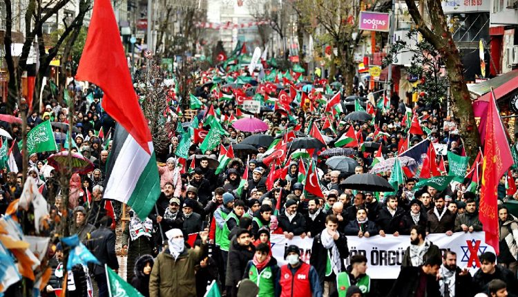 _On binler Ümraniye’de şehitlerimiz ve Filistin için yürüdü_ (3)