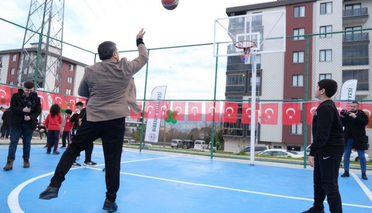 Başkan Şenlikoğlu Bir Kez Daha Çocukları Sevindirdi (5)