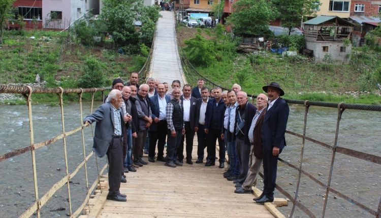 Tirebolu Kaymakamı Kuzgun Köyünde İncelemelerde Bulundu (2)